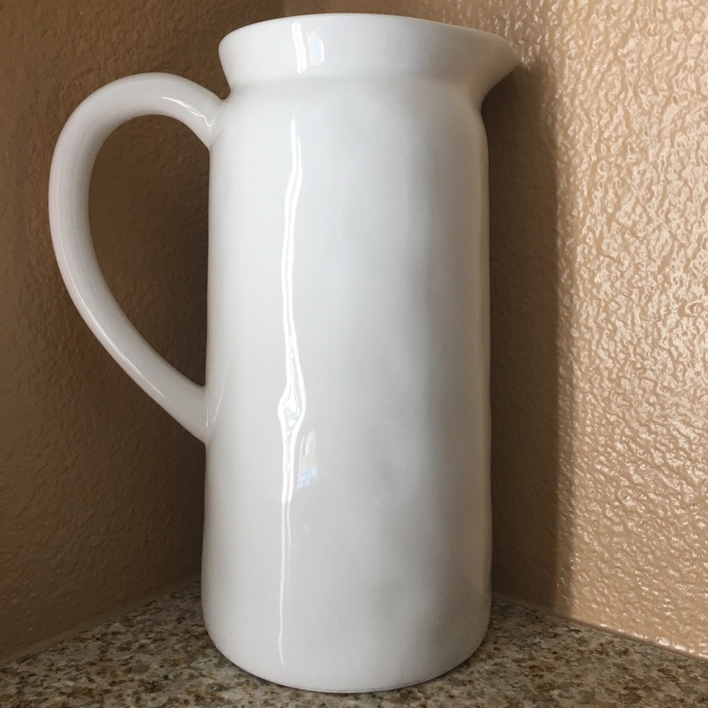 💧Pour Pitcher💧 - Picture 2 of 5